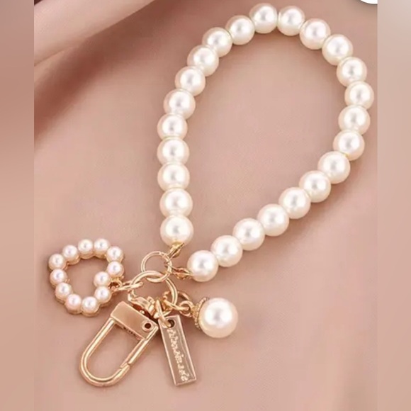 Galentine’s Day Doorbuster Bundle! - Picture 5 of 9